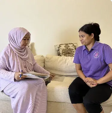 Employer interviewing a full-time helper at Femme5